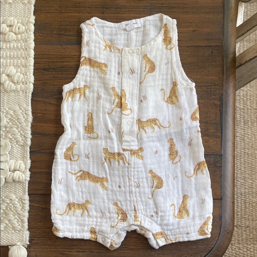 Angel Dear White Baby Garment